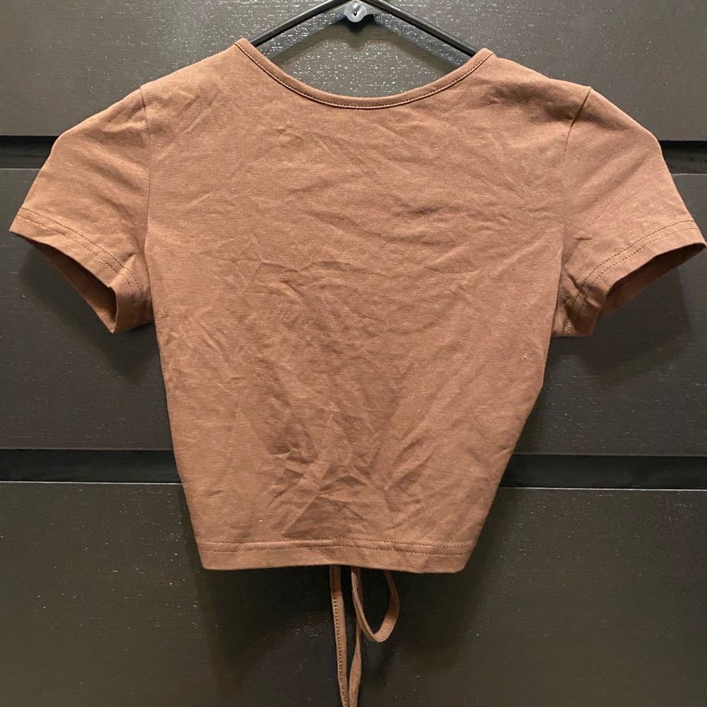 Open back t-shirt crop top